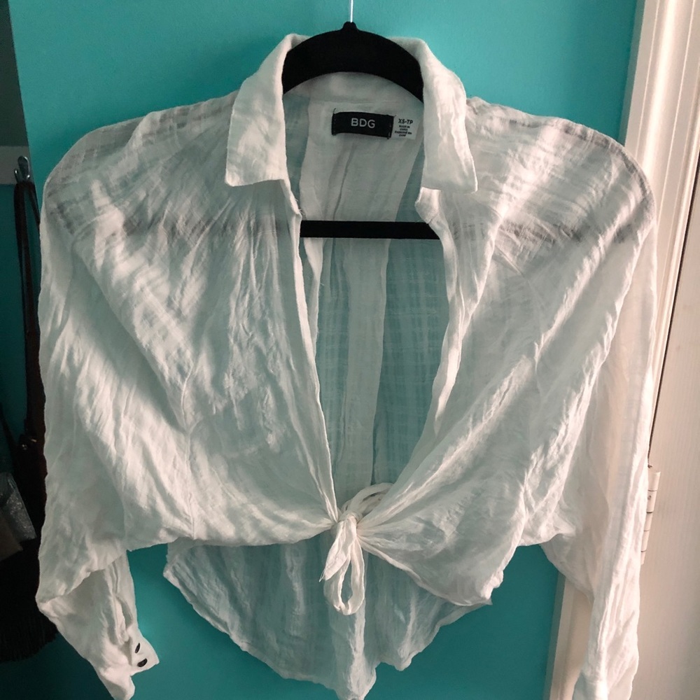 BDG tie front top